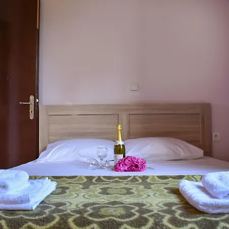 Splash Ii & Pool Access Séjour à la ferme *