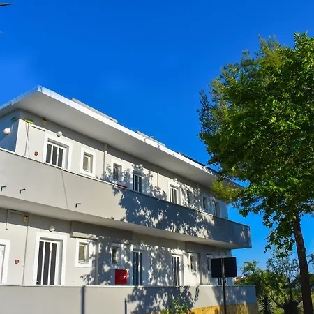 Splash Ii & Pool Access Laganas